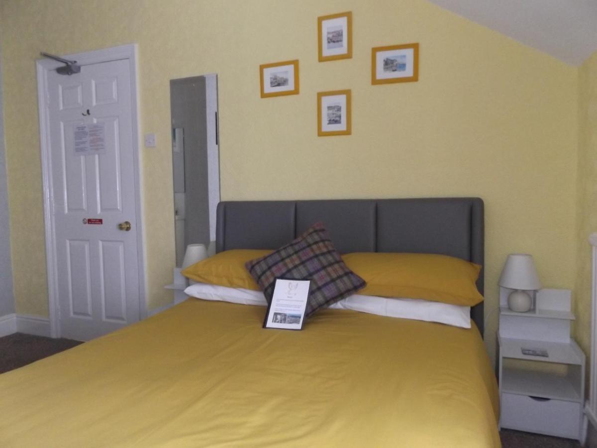 The Phoenix Guest House Scarborough Buitenkant foto