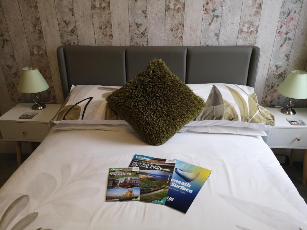 The Phoenix Guest House Scarborough Buitenkant foto