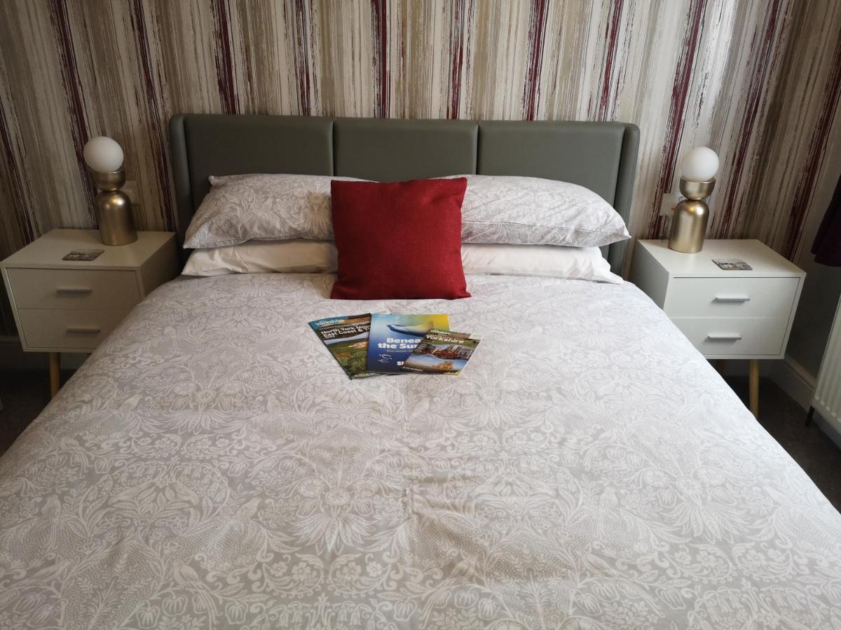 The Phoenix Guest House Scarborough Buitenkant foto
